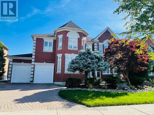 26 Yellow Birch Crescent, Richmond Hill, ON - Outdoor With Facade