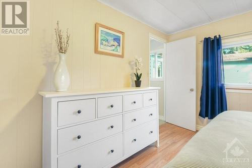 15 Maplewood Street, Carleton Place, ON - Indoor Photo Showing Bedroom