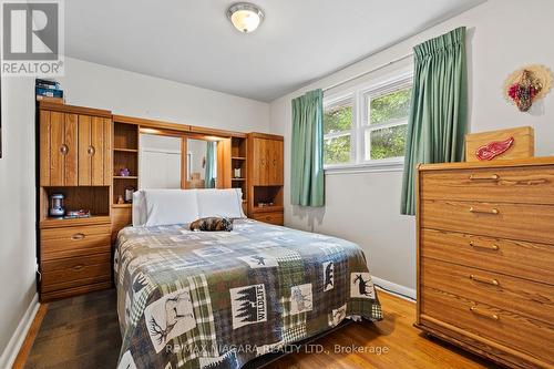 186 Glenwood Avenue, Port Colborne, ON - Indoor Photo Showing Bedroom