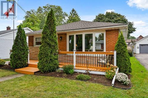 186 Glenwood Avenue, Port Colborne, ON - Outdoor With Deck Patio Veranda