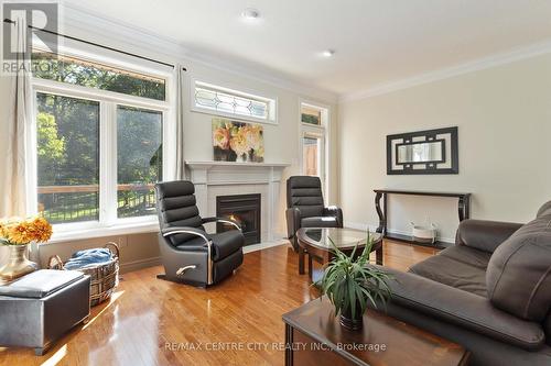 17 - 44 Edgevalley Road, London, ON - Indoor Photo Showing Living Room With Fireplace