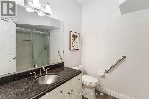 17 - 44 Edgevalley Road, London, ON - Indoor Photo Showing Bathroom