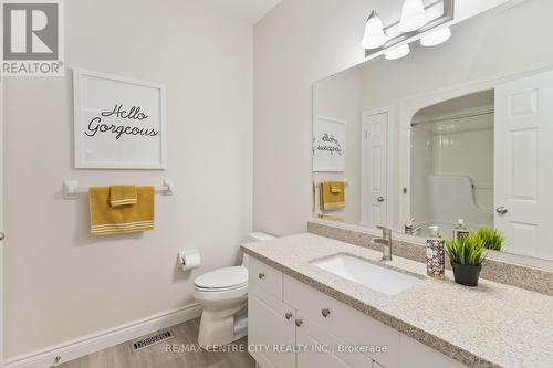 17 - 44 Edgevalley Road, London, ON - Indoor Photo Showing Bathroom