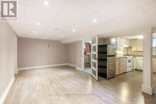 735 Leroy Avenue, London, ON - Indoor