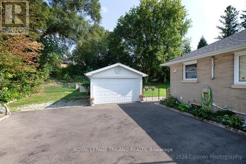 735 Leroy Avenue, London, ON - Outdoor