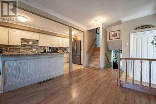 996 Arthur Street, Sudbury, ON - Indoor Photo Showing Kitchen