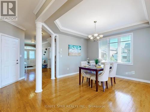 120 Danielson Court, Mississauga, ON - Indoor Photo Showing Dining Room