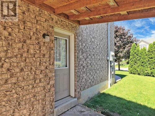 120 Danielson Court, Mississauga, ON - Outdoor