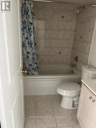 1402 - 9 George Street E, Brampton, ON - Indoor Photo Showing Bathroom