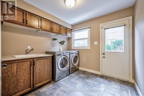 3380 Cider Mill Place, Mississauga, ON - Indoor Photo Showing Laundry Room