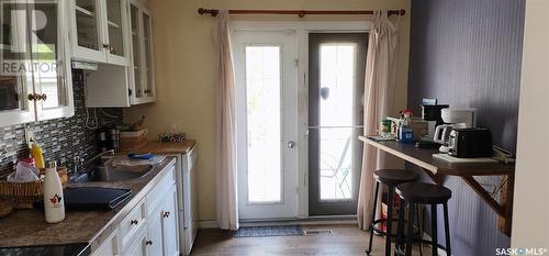 17 Young Crescent, Saskatoon, SK - Indoor Photo Showing Bathroom