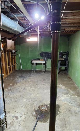 17 Young Crescent, Saskatoon, SK - Indoor Photo Showing Basement