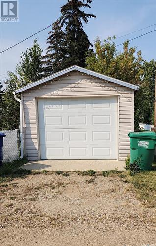 17 Young Crescent, Saskatoon, SK - Outdoor