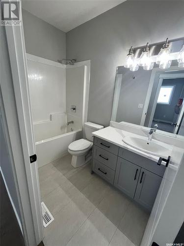 154 Mazurek Crescent, Saskatoon, SK - Indoor Photo Showing Bathroom