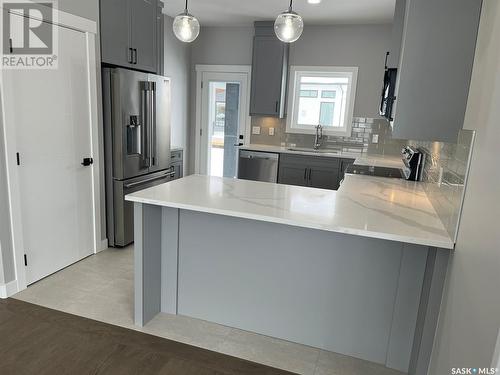 154 Mazurek Crescent, Saskatoon, SK - Indoor Photo Showing Kitchen