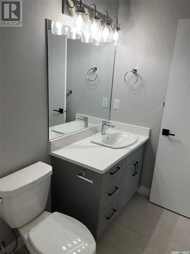 154 Mazurek Crescent, Saskatoon, SK - Indoor Photo Showing Bathroom