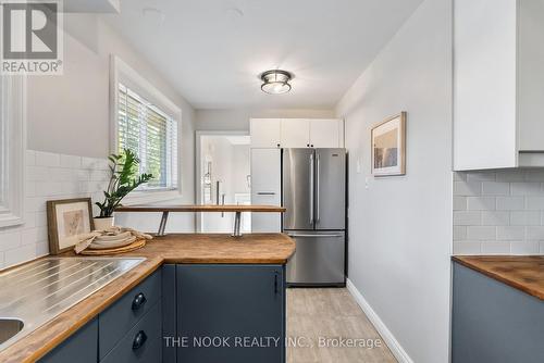 183 Durham Street, Oshawa (Vanier), ON - Indoor Photo Showing Kitchen