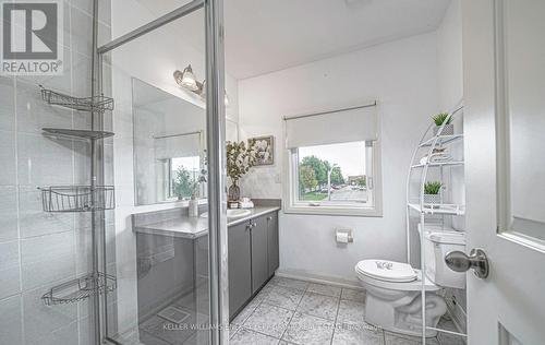 14 Longshore Way, Whitby (Port Whitby), ON - Indoor Photo Showing Bathroom