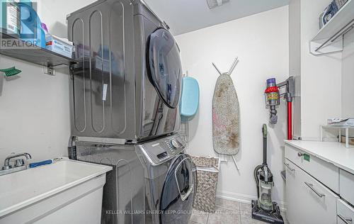 14 Longshore Way, Whitby (Port Whitby), ON - Indoor Photo Showing Laundry Room