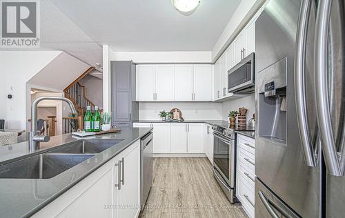 14 Longshore Way, Whitby (Port Whitby), ON - Indoor Photo Showing Kitchen With Double Sink With Upgraded Kitchen