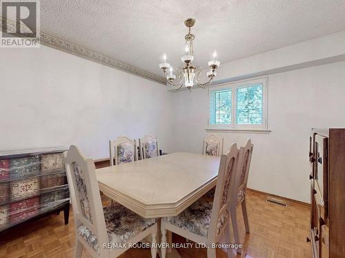 31 Tillbrook Court, Toronto (Malvern), ON - Indoor Photo Showing Dining Room