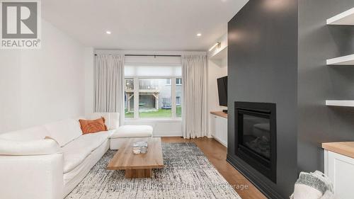 98 Franklin Trail, Barrie, ON - Indoor Photo Showing Living Room With Fireplace