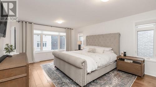 98 Franklin Trail, Barrie, ON - Indoor Photo Showing Bedroom