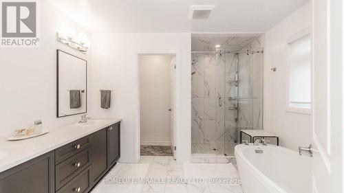 98 Franklin Trail, Barrie, ON - Indoor Photo Showing Bathroom