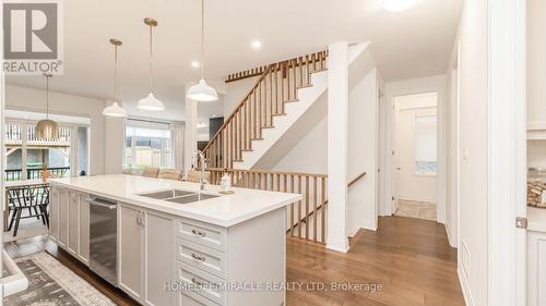 98 Franklin Trail, Barrie, ON - Indoor Photo Showing Kitchen With Double Sink