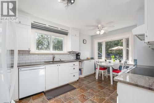 1394 Middle Road, Kingston, ON - Indoor Photo Showing Kitchen