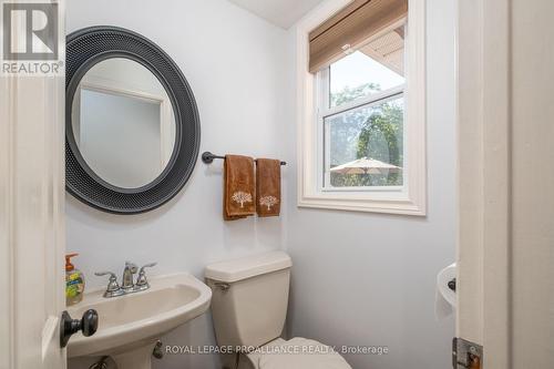 1394 Middle Road, Kingston, ON - Indoor Photo Showing Bathroom