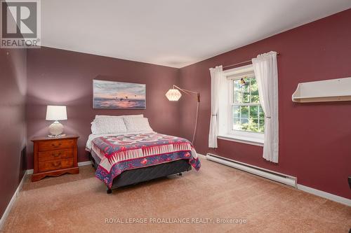 1394 Middle Road, Kingston, ON - Indoor Photo Showing Bedroom