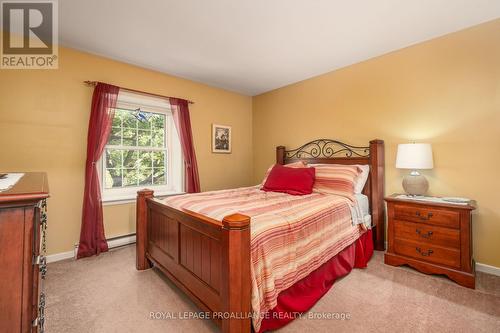 1394 Middle Road, Kingston, ON - Indoor Photo Showing Bedroom