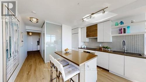 703 - 59 Annie Craig Drive, Toronto (Mimico), ON - Indoor Photo Showing Kitchen