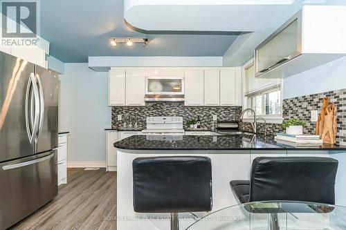 200 Wellesworth Drive, Toronto (Eringate-Centennial-West Deane), ON - Indoor Photo Showing Kitchen