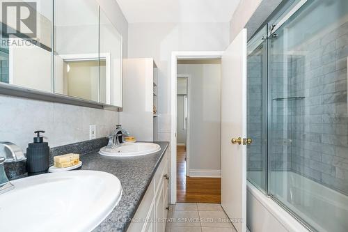 200 Wellesworth Drive, Toronto (Eringate-Centennial-West Deane), ON - Indoor Photo Showing Bathroom