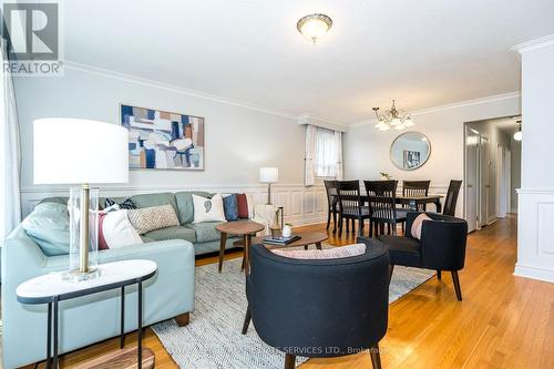 200 Wellesworth Drive, Toronto (Eringate-Centennial-West Deane), ON - Indoor Photo Showing Living Room