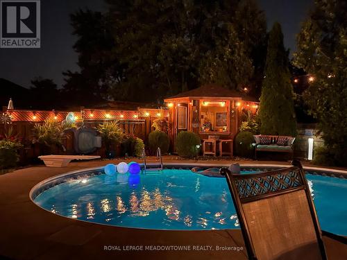 1205 Barnswallow Court, Mississauga (East Credit), ON - Outdoor With In Ground Pool With Backyard