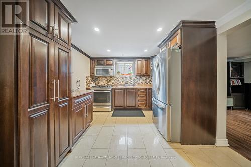 25 Feltham Avenue, Toronto (Rockcliffe-Smythe), ON - Indoor Photo Showing Kitchen With Upgraded Kitchen