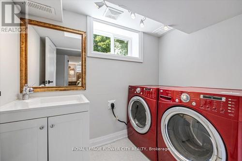 202 Tecumseh Crescent, Oakville (Bronte West), ON - Indoor Photo Showing Laundry Room