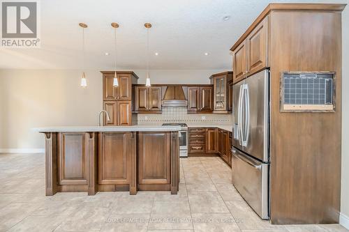 124 Mission Road, Brantford, ON - Indoor Photo Showing Kitchen