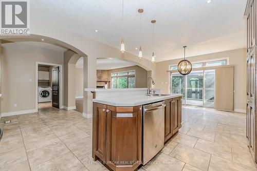 124 Mission Road, Brantford, ON - Indoor Photo Showing Kitchen