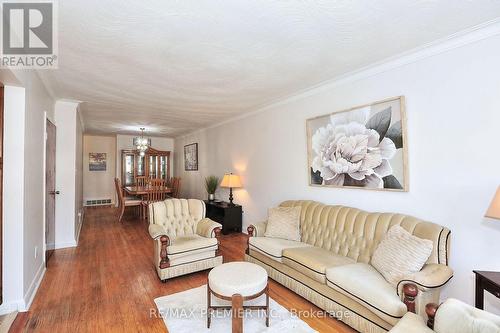 15 Magellan Drive, Toronto (Glenfield-Jane Heights), ON - Indoor Photo Showing Living Room