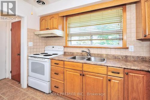 15 Magellan Drive, Toronto (Glenfield-Jane Heights), ON - Indoor Photo Showing Kitchen With Double Sink