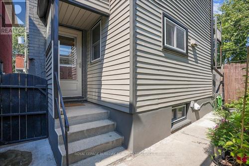 146 Catharine Street N, Hamilton, ON - Outdoor