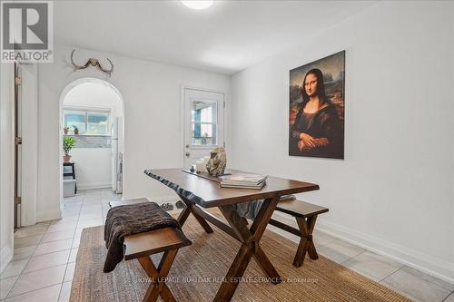 146 Catharine Street N, Hamilton, ON - Indoor Photo Showing Dining Room