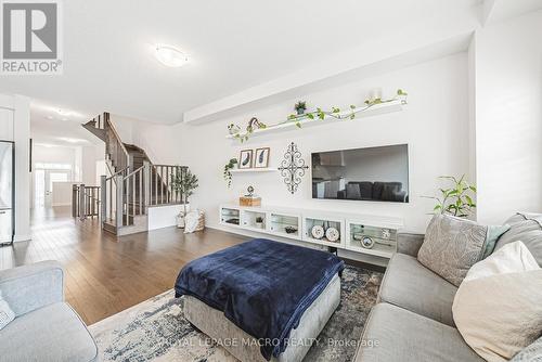 4180 Cherry Heights Boulevard, Lincoln, ON - Indoor Photo Showing Living Room