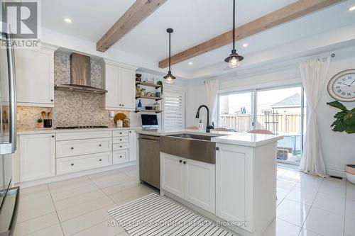 197 Kenneth Cole Drive, Clarington (Bowmanville), ON - Indoor Photo Showing Kitchen