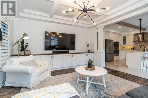 197 Kenneth Cole Drive, Clarington (Bowmanville), ON - Indoor Photo Showing Living Room