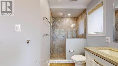 66 Auburn Lane, Clarington, ON - Indoor Photo Showing Bathroom